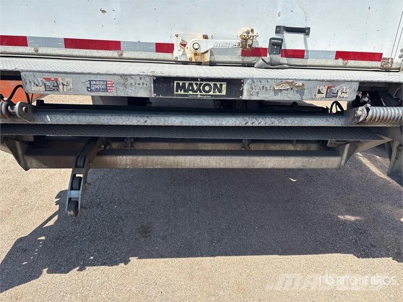 International MV607 4x2 Van Truck Box body trucks