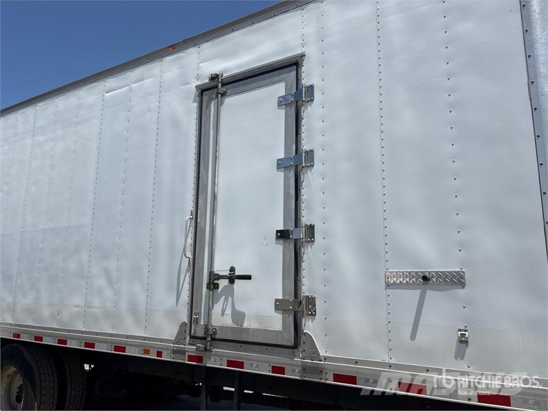 International MV607 4x2 Refrigerated Truck 온도 조절식 트럭