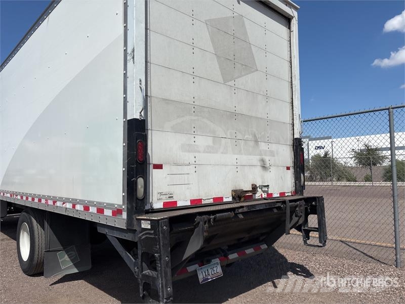 International MV607 4x2 Van Truck 탑차 트럭