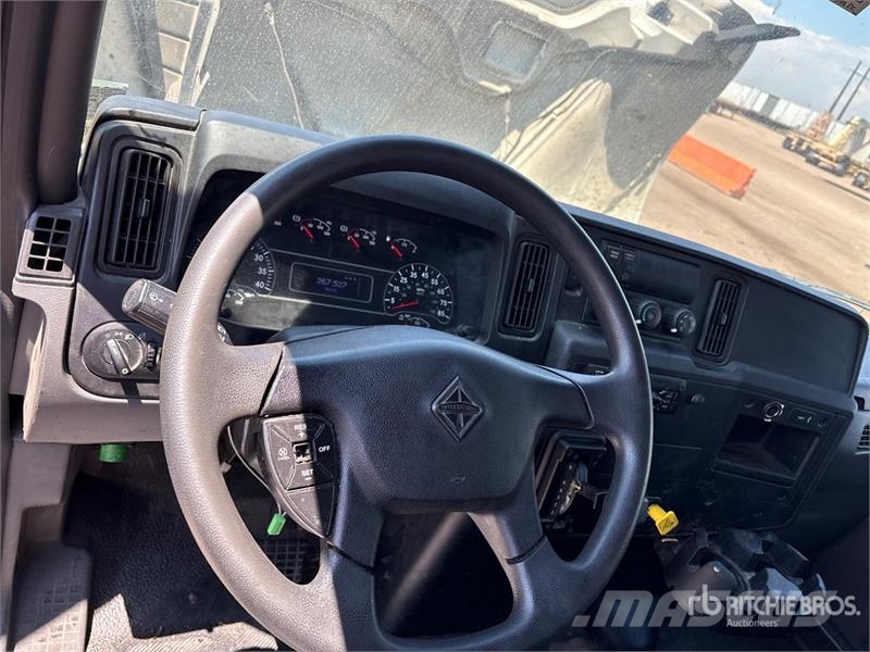 International MV607 4x2 Van Truck Box body trucks