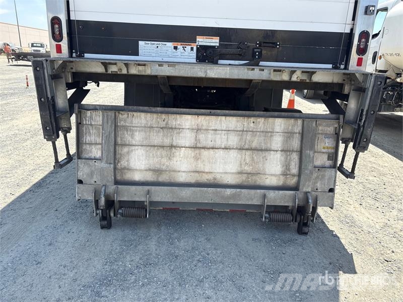 International MV607 4x2 Refrigerated Truck 온도 조절식 트럭