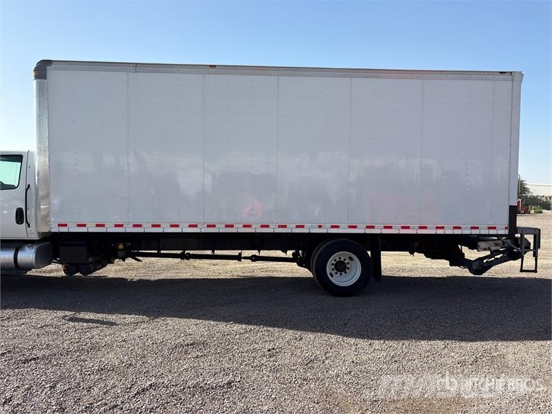 International MV607 4x2 Van Truck Camiones con caja de remolque