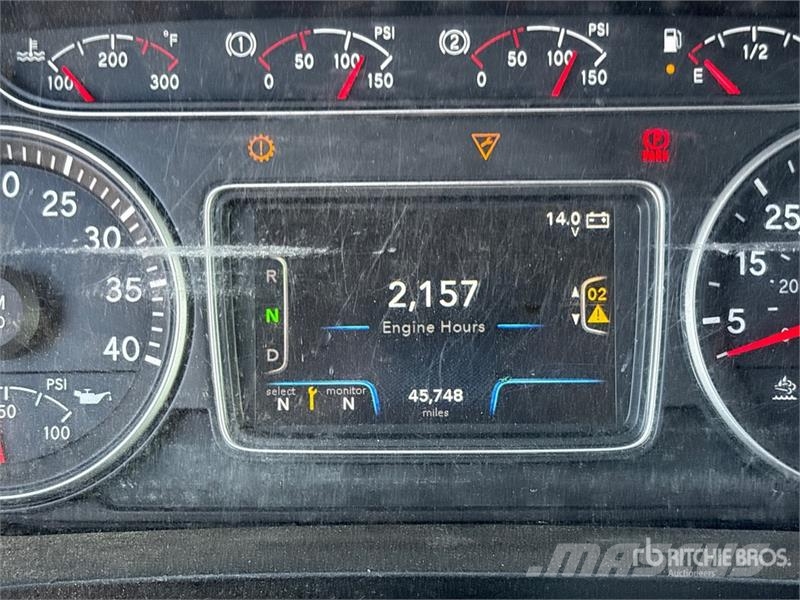 International MV607 4x2 Van Truck Furgons