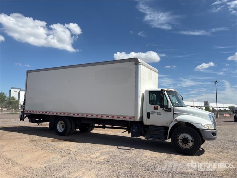 International MV607 4x2 Van Truck 탑차 트럭