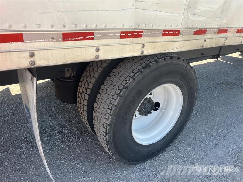 International MV607 4x2 Van Truck Φορτηγά Κόφα