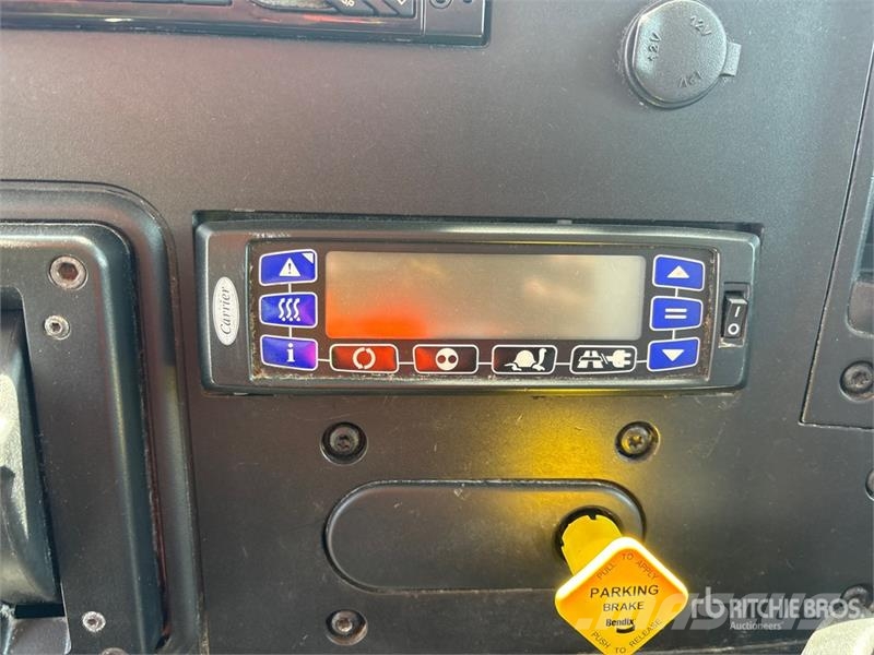 International MV607 4x2 Refrigerated Truck 온도 조절식 트럭
