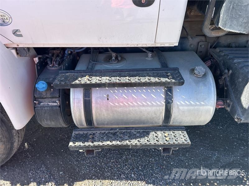 International MV607 4x2 S/A Dump Truck Tipper trucks