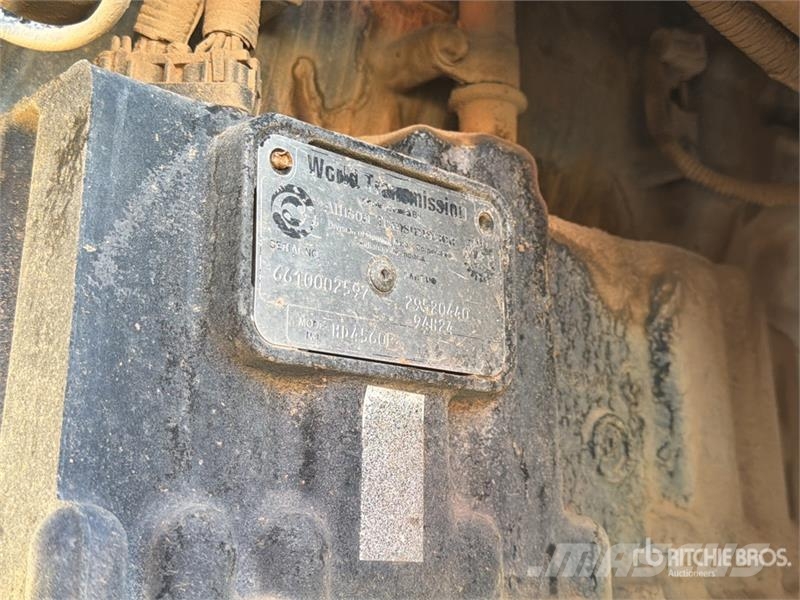 International on International 2574 6x4 Sewer Cleaner Truck 콤비/진공 트럭