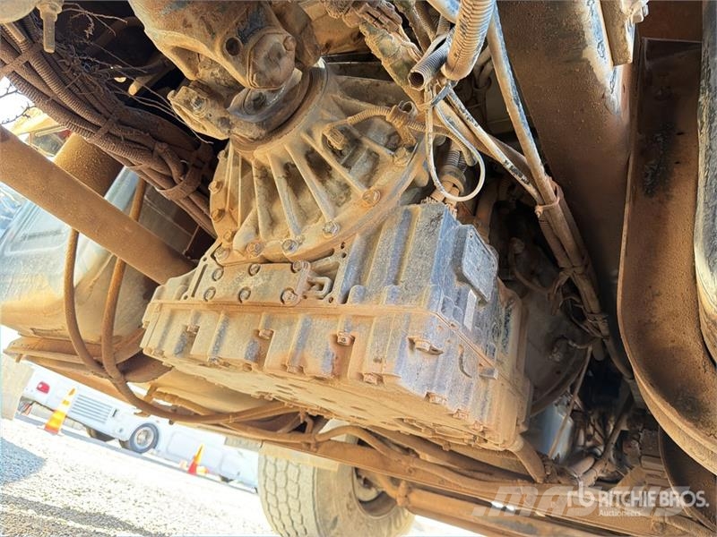 International on International 2574 6x4 Sewer Cleaner Truck 콤비/진공 트럭