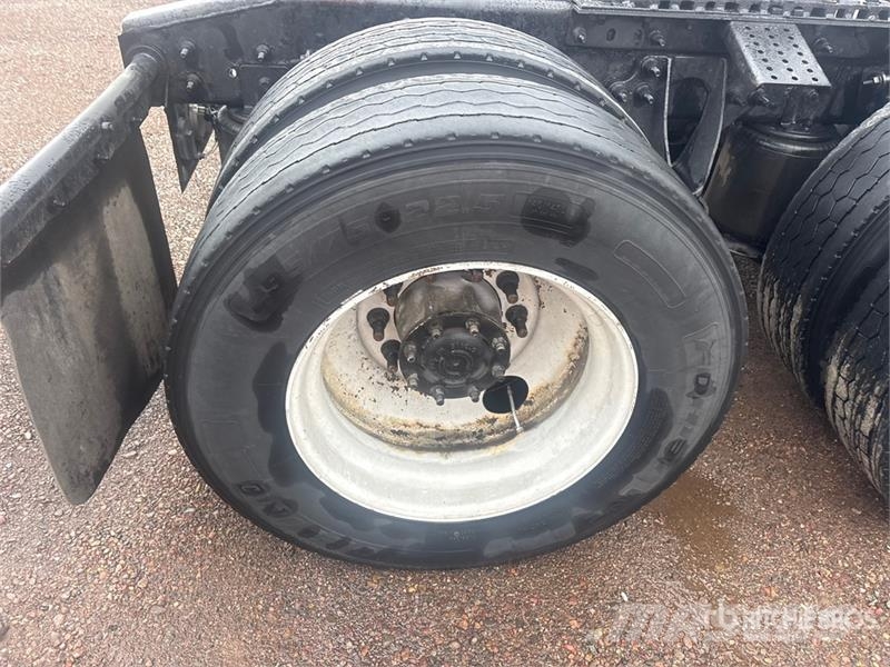 International ProStar+122 6x4 T/A Sleeper Truck Tractor Dragbilar