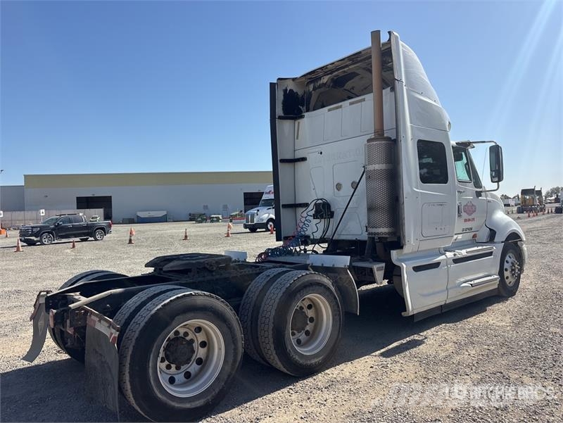 International Prostar+ 122 6x4 T/A Sleeper Truck Tractor Vilcēji