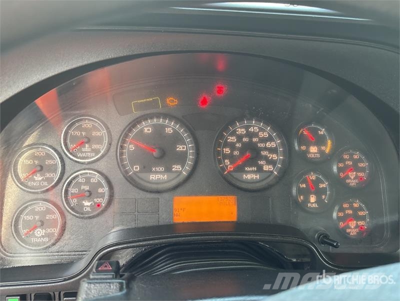 International ProStar+ 122 وحدات الجر