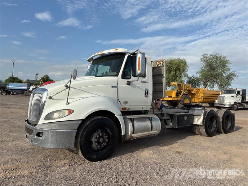 International ProStar+ 122 وحدات الجر