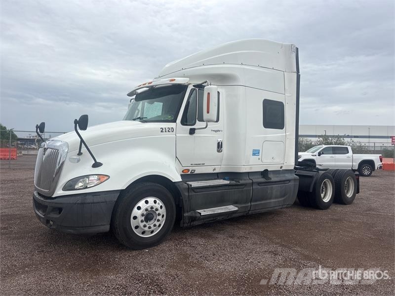 International ProStar+122 6x4 T/A Sleeper Truck Tractor Dragbilar