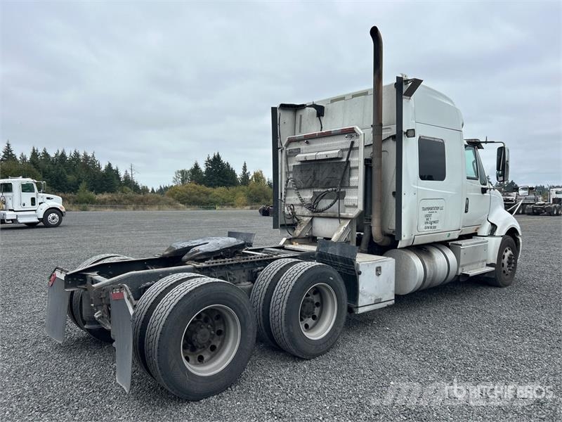 International Prostar+113 6x4 T/A Sleeper Truck Tractor وحدات الجر
