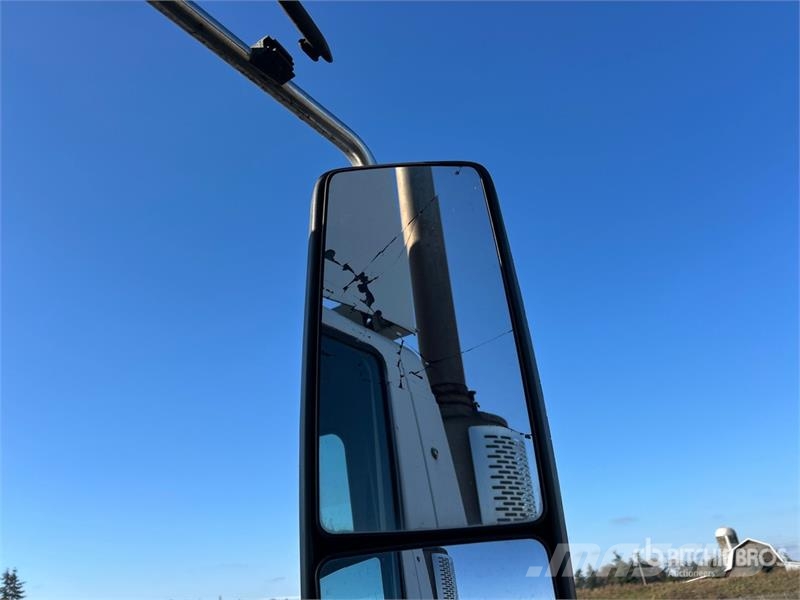 International ProStar Premium Vilcēji