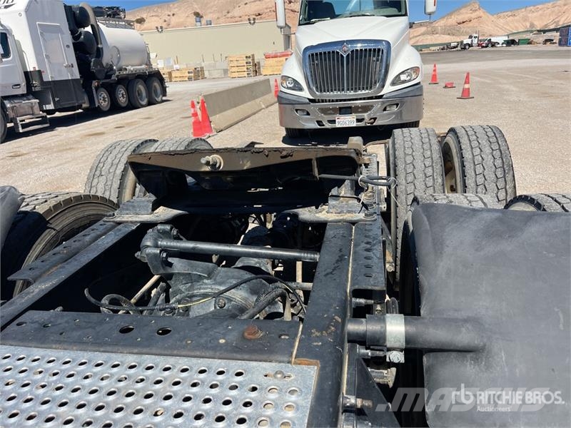 International Prostar LF627 وحدات الجر