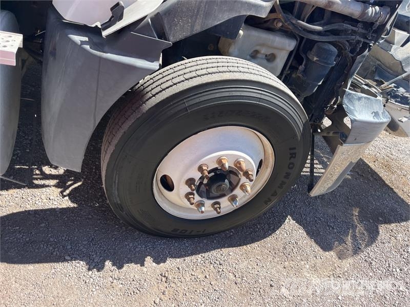 International Prostar LF627 وحدات الجر