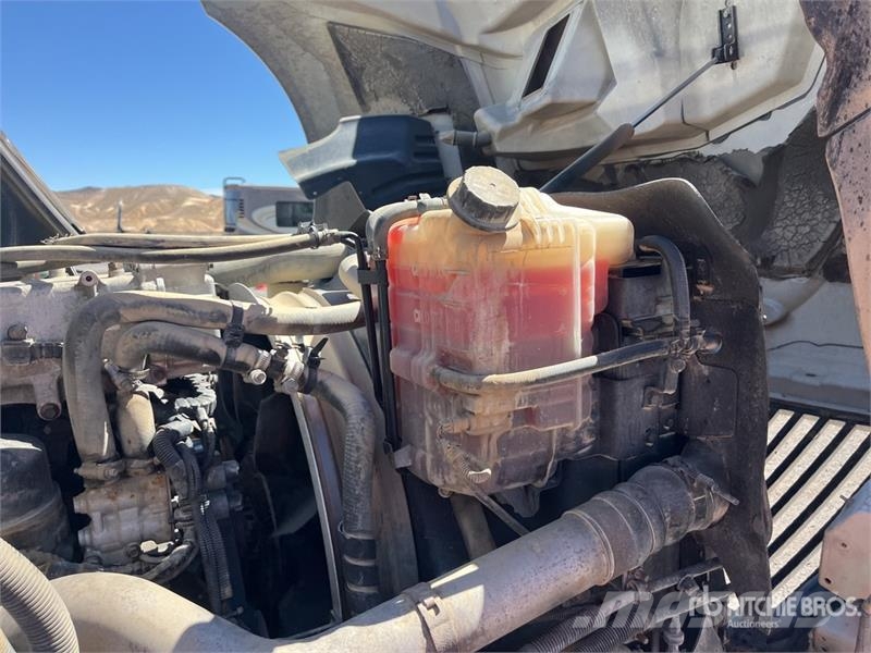 International Prostar LF627 وحدات الجر