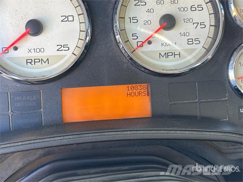 International ProStar+ 113 6x4 Water Truck Su tankerleri