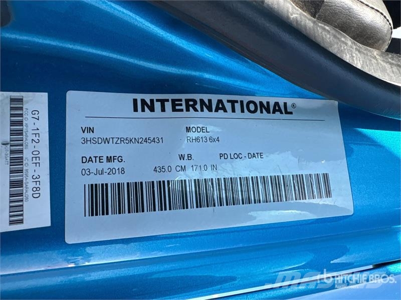 International RH613 6x4 T/A Day Cab Truck Tractor Vilcēji