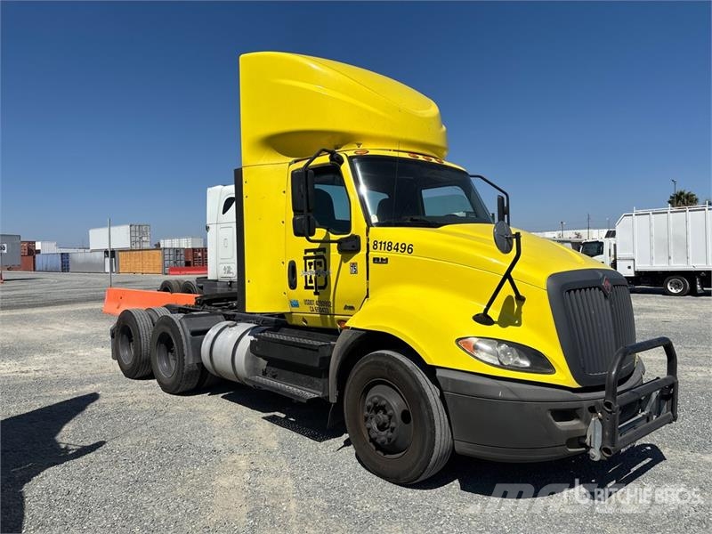International RH613 6x4 T/A Day Cab Truck Tractor Sattelzugmaschinen