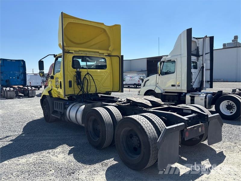 International RH613 6x4 T/A Day Cab Truck Tractor Sattelzugmaschinen