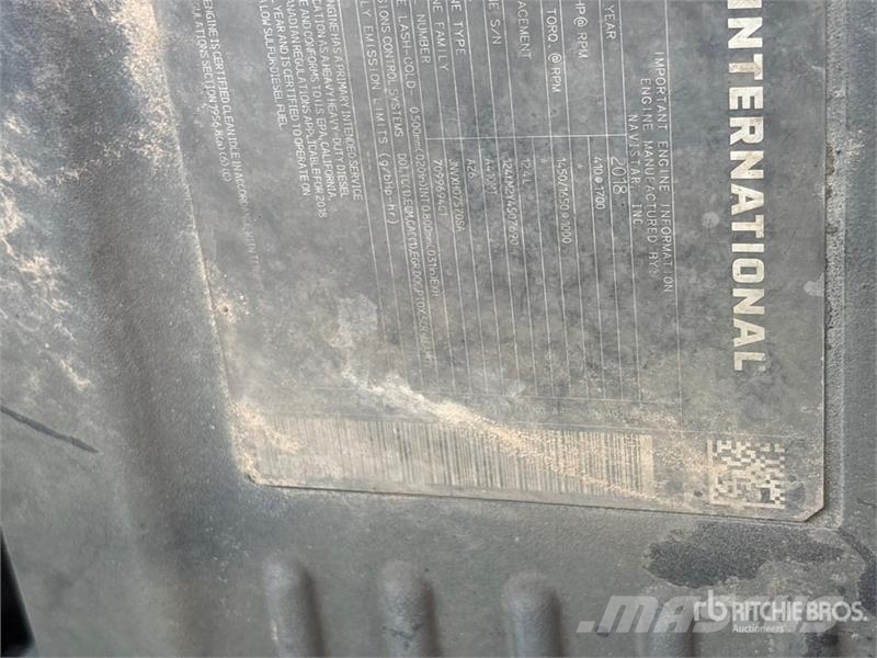 International RH613 6x4 T/A Day Cab Truck Tractor Vilcēji