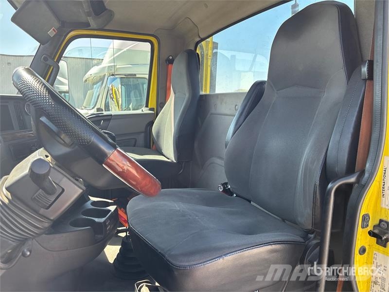 International RH613 6x4 T/A Day Cab Truck Tractor Sattelzugmaschinen