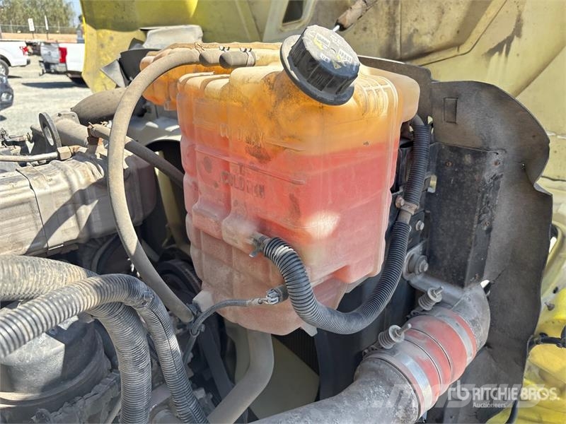 International RH613 6x4 T/A Day Cab Truck Tractor Sattelzugmaschinen