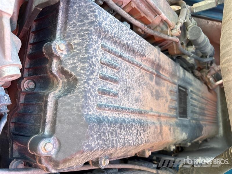 International RH613 6x4 T/A Day Cab Truck Tractor Vilcēji
