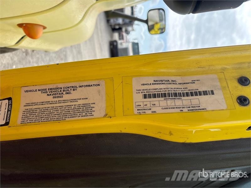 International RH613 6x4 T/A Day Cab Truck Tractor Prime Movers