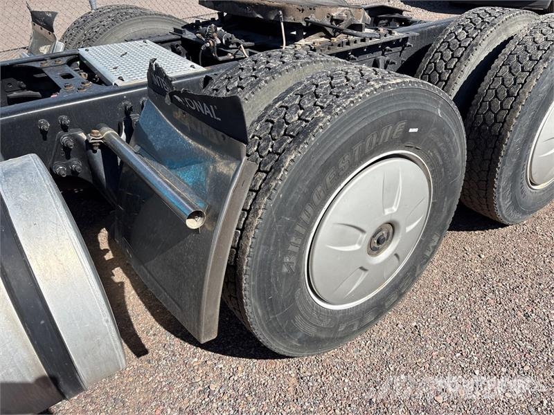 International RH613 6x4 T/A Day Cab Truck Tractor Тягачі