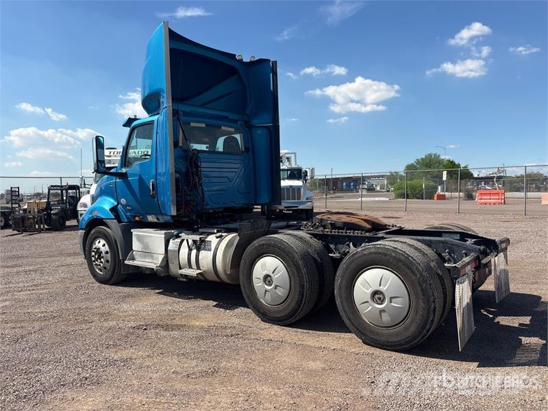 International RH613 6x4 T/A Day Cab Truck Tractor Vilcēji