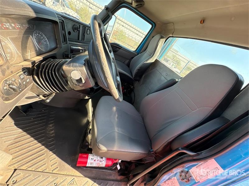 International RH613 6x4 T/A Day Cab Truck Tractor Vilcēji