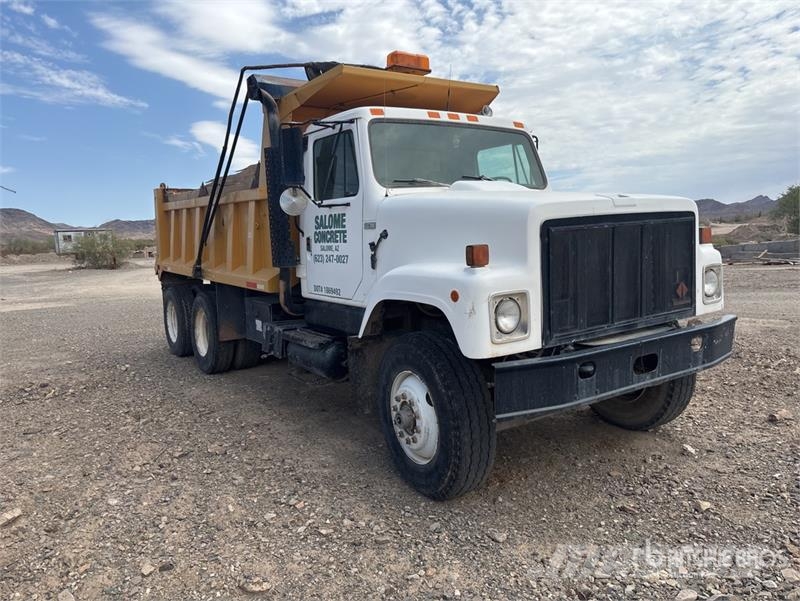 International S2500 自卸式货车