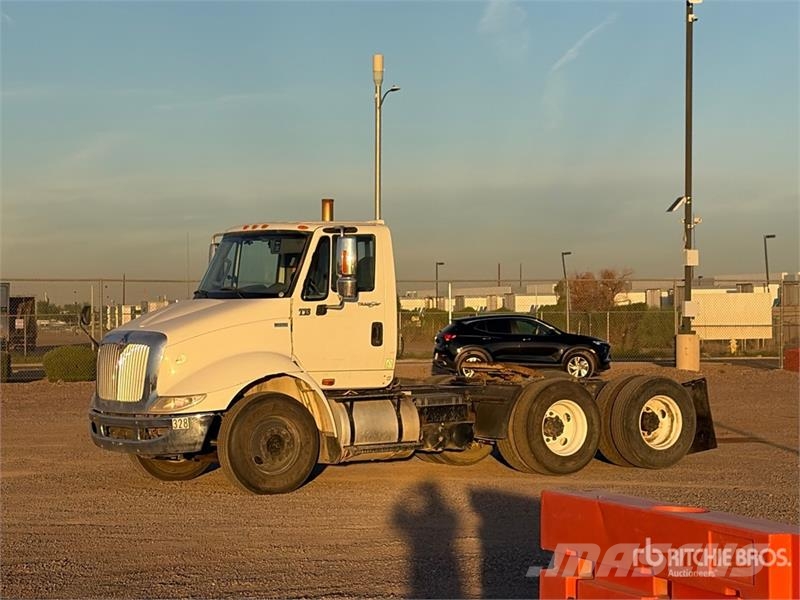International TranStar 8600 Trekkers