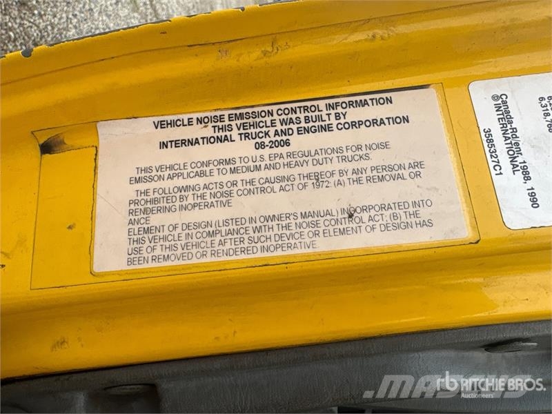 International WorkStar 7400 6x4 Vacuum Excavator Truck (Inoperab Kombi vozila/ vakum kamioni