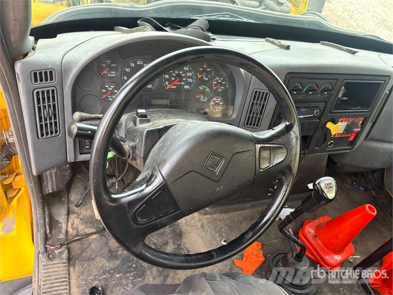 International WorkStar 7400 6x4 Vacuum Excavator Truck (Inoperab Kombi vozila/ vakum kamioni
