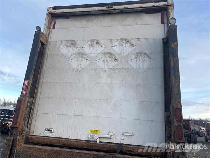 International WorkStar 7400 6x4 Van Truck Sunkvežimiai su dengtu kėbulu