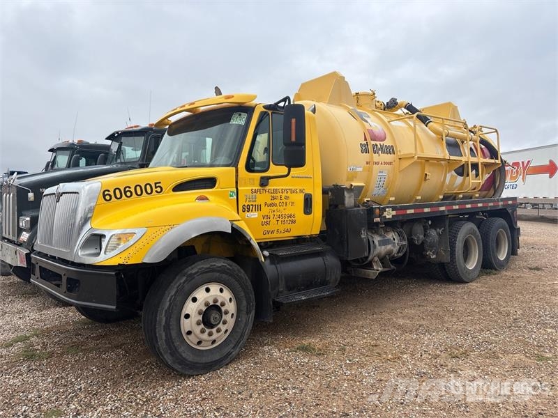 International WorkStar 7400 6x4 Vacuum Excavator Truck (Inoperab Kombi vozila/ vakum kamioni