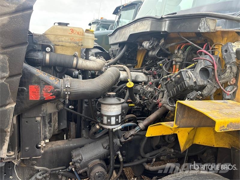 International WorkStar 7400 6x4 Vacuum Excavator Truck (Inoperab Kombi vozila/ vakum kamioni