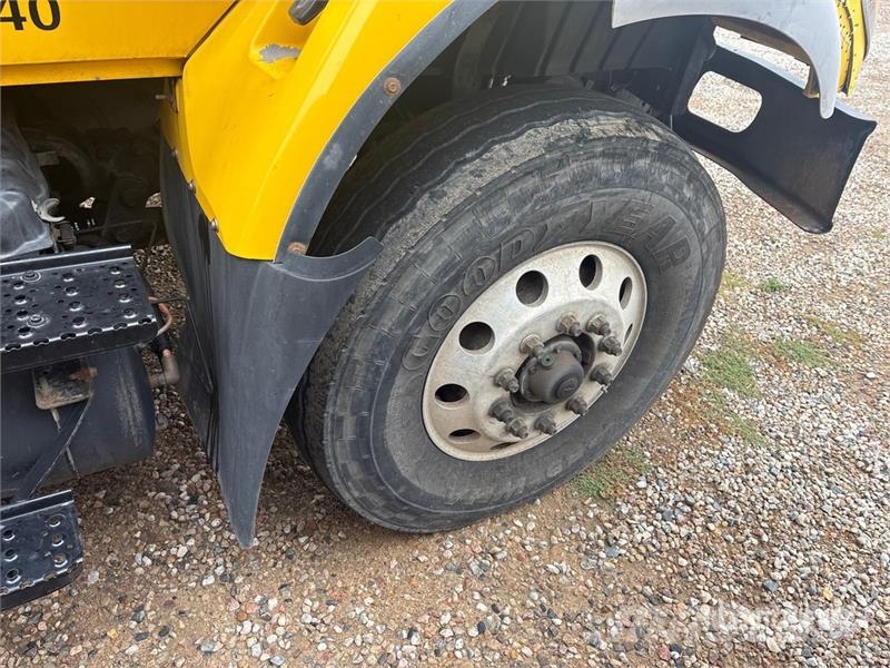 International WorkStar 7400 6x4 Vacuum Excavator Truck (Inoperab Kombi vozila/ vakum kamioni