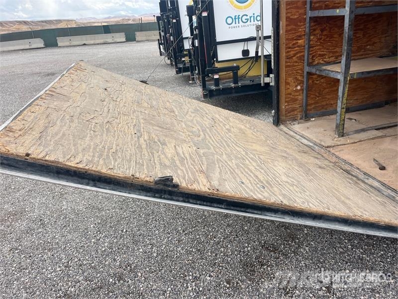 Interstate 12 ft T/A Enclosed Trailer (Inoperable) Prikolice zabojniki