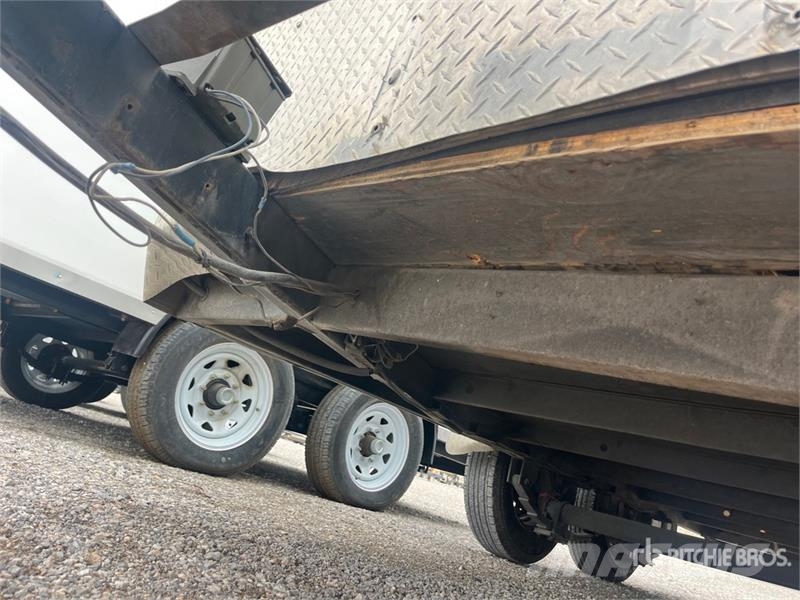 Interstate 12 ft T/A Enclosed Trailer (Inoperable) Prikolice zabojniki