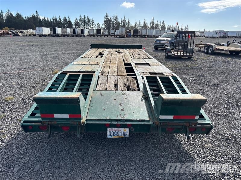 Interstate 20DT 24 ft T/A Equipment Trailer مقطورات مركبات نقل
