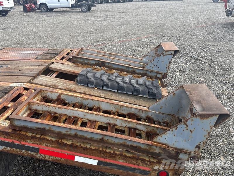 Interstate 20TDA 24 ft T/A Equipment Trailer Prikolice za prevoz vozil