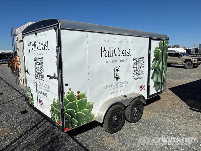 Interstate TRPL42-39258 14 ft T/A Enclosed Trailer 厢式拖车