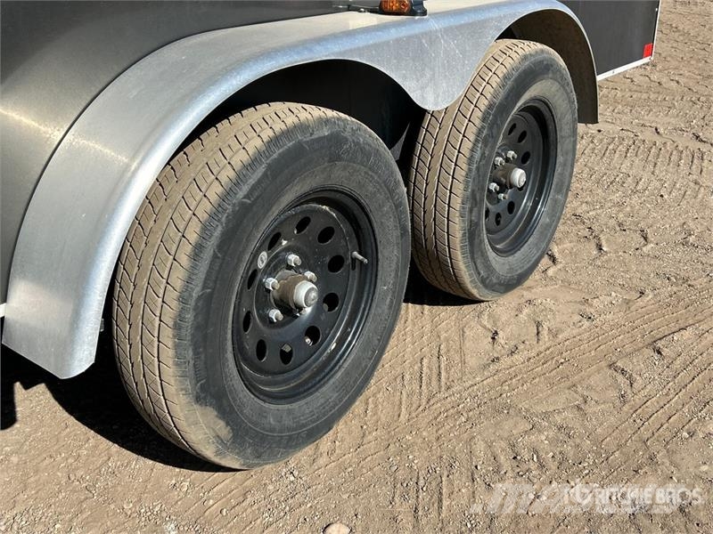 Interstate VICTV716TA2 16 ft T/A Enclosed Trailer Prikolice zabojniki