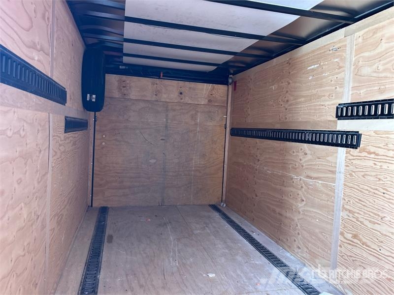 Interstate VICTV716TA2 16 ft T/A Enclosed Trailer Prikolice zabojniki